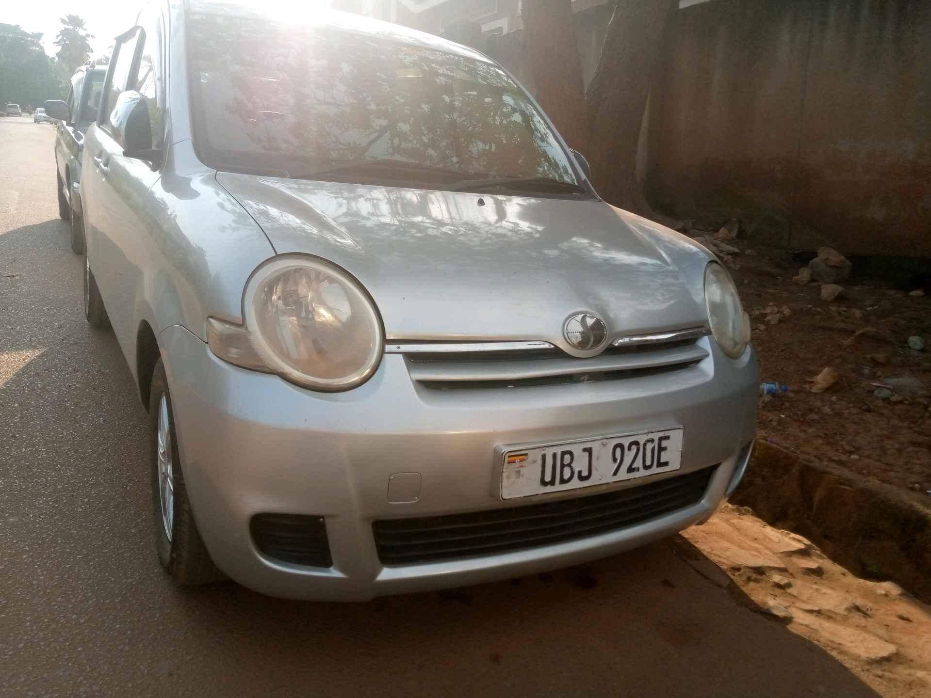 Toyota sienta silver for sale in Kampala - Yilick