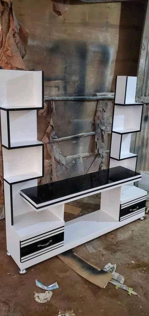 television stand  for sale in Kampala - Yilick