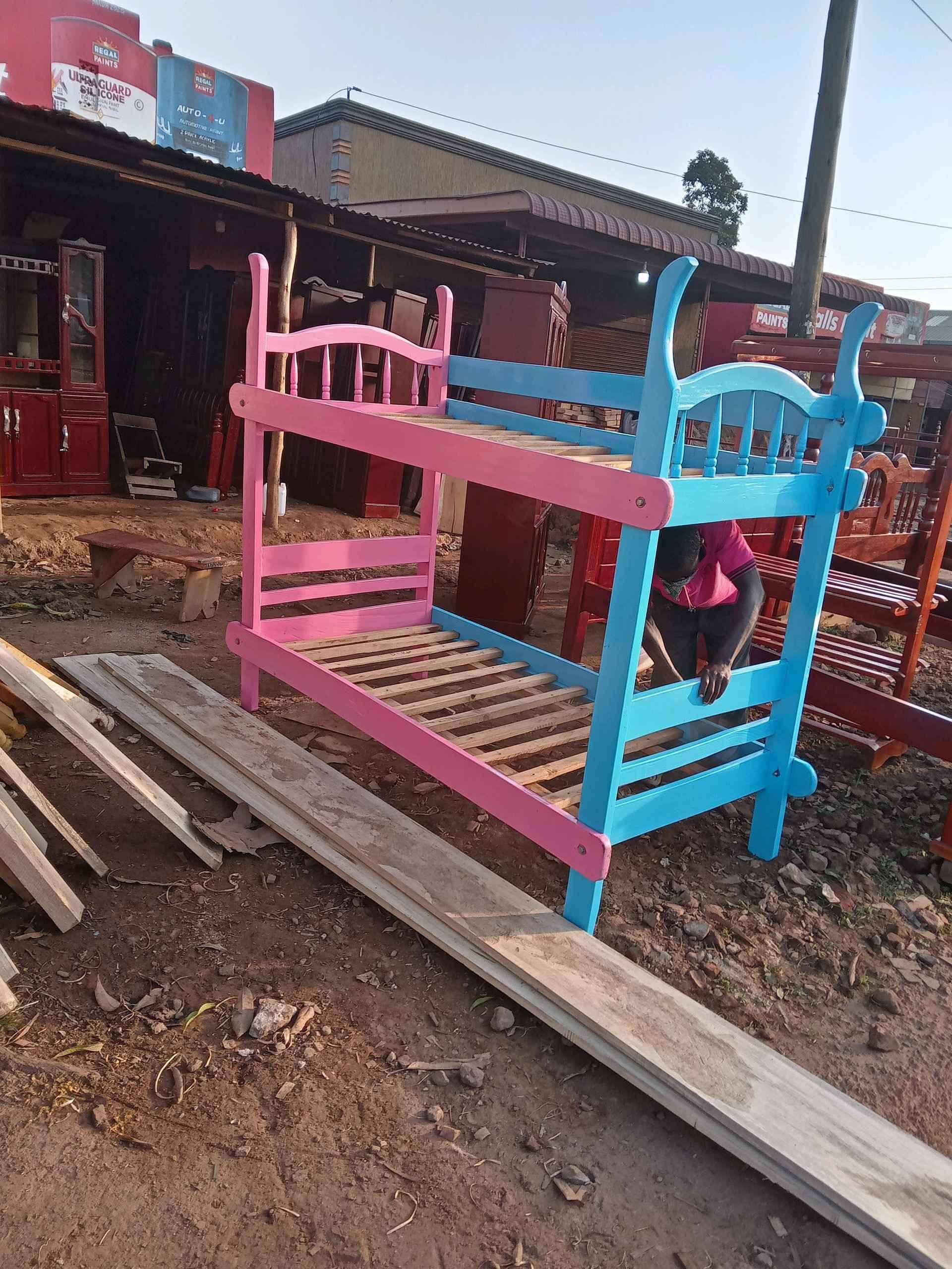 Double Decker in pink and blue for sale in Kampala - Yilick