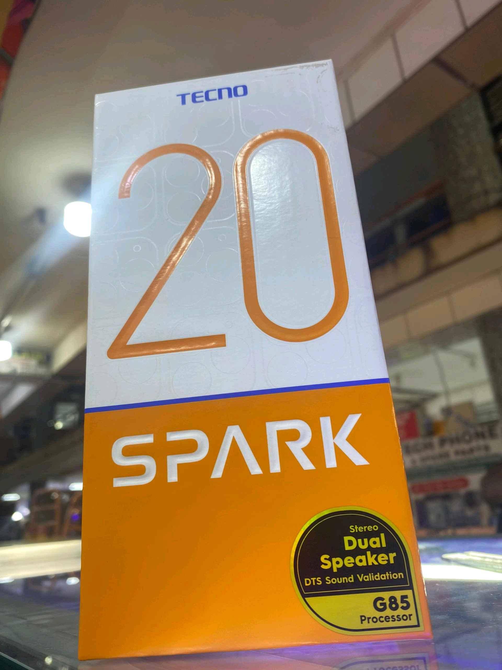 Amir gadgets for all type of phone you want for sale in Kampala - Yilick