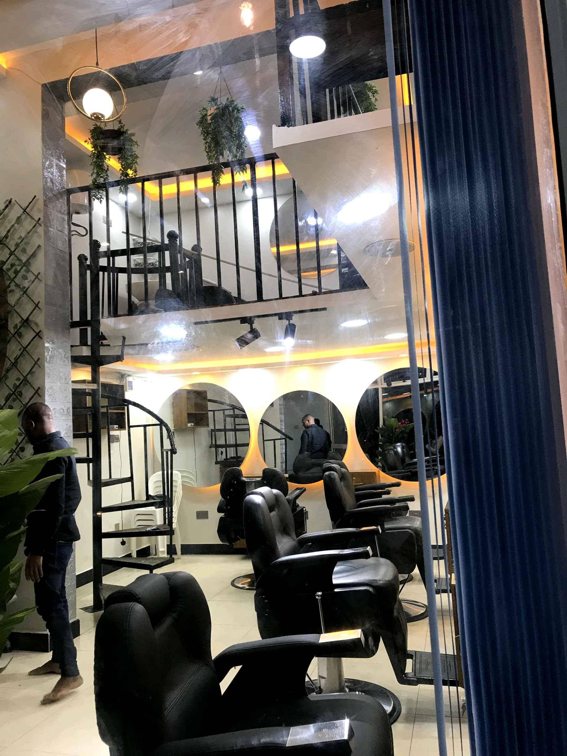 saloon decoration and designing for sale in Kampala - Yilick