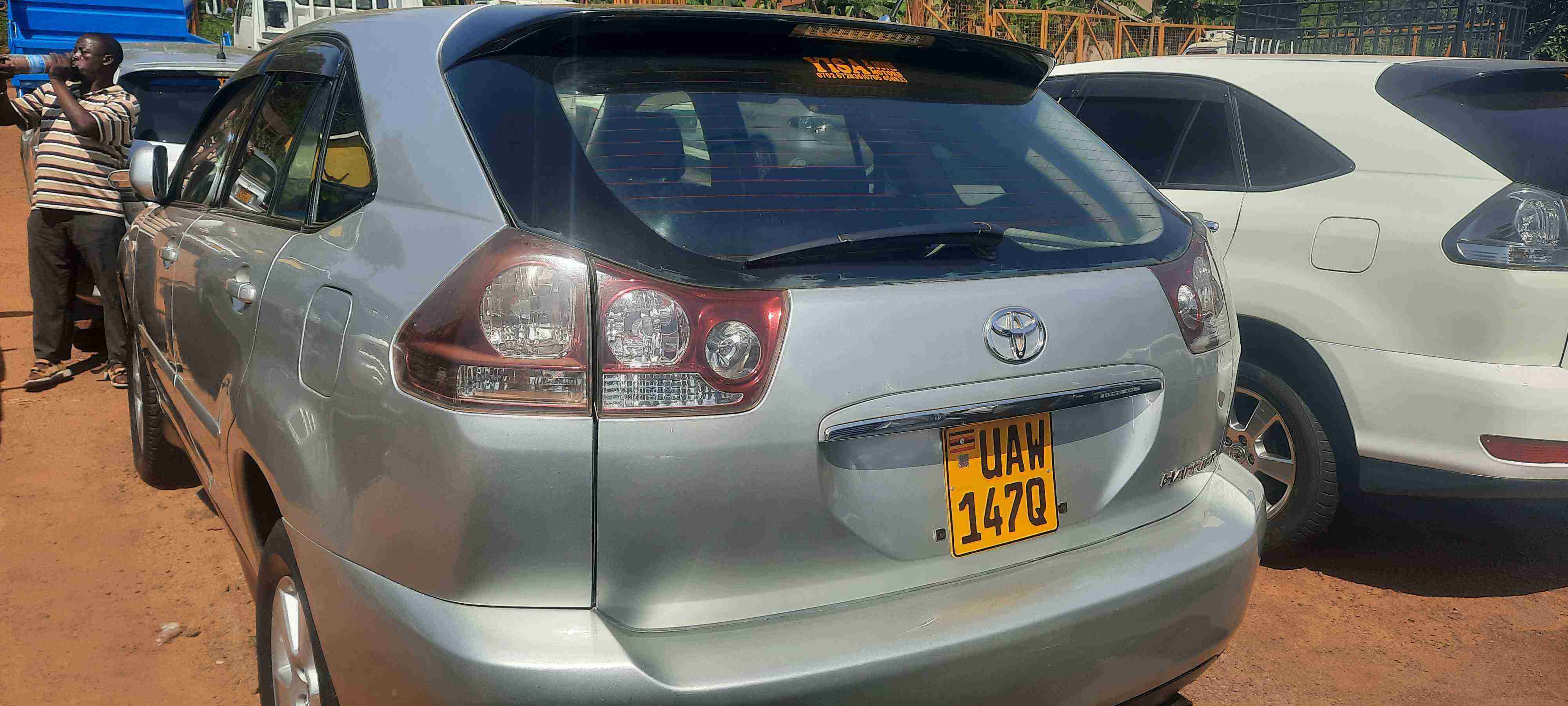 Toyota harrier for sale in Kampala - Yilick