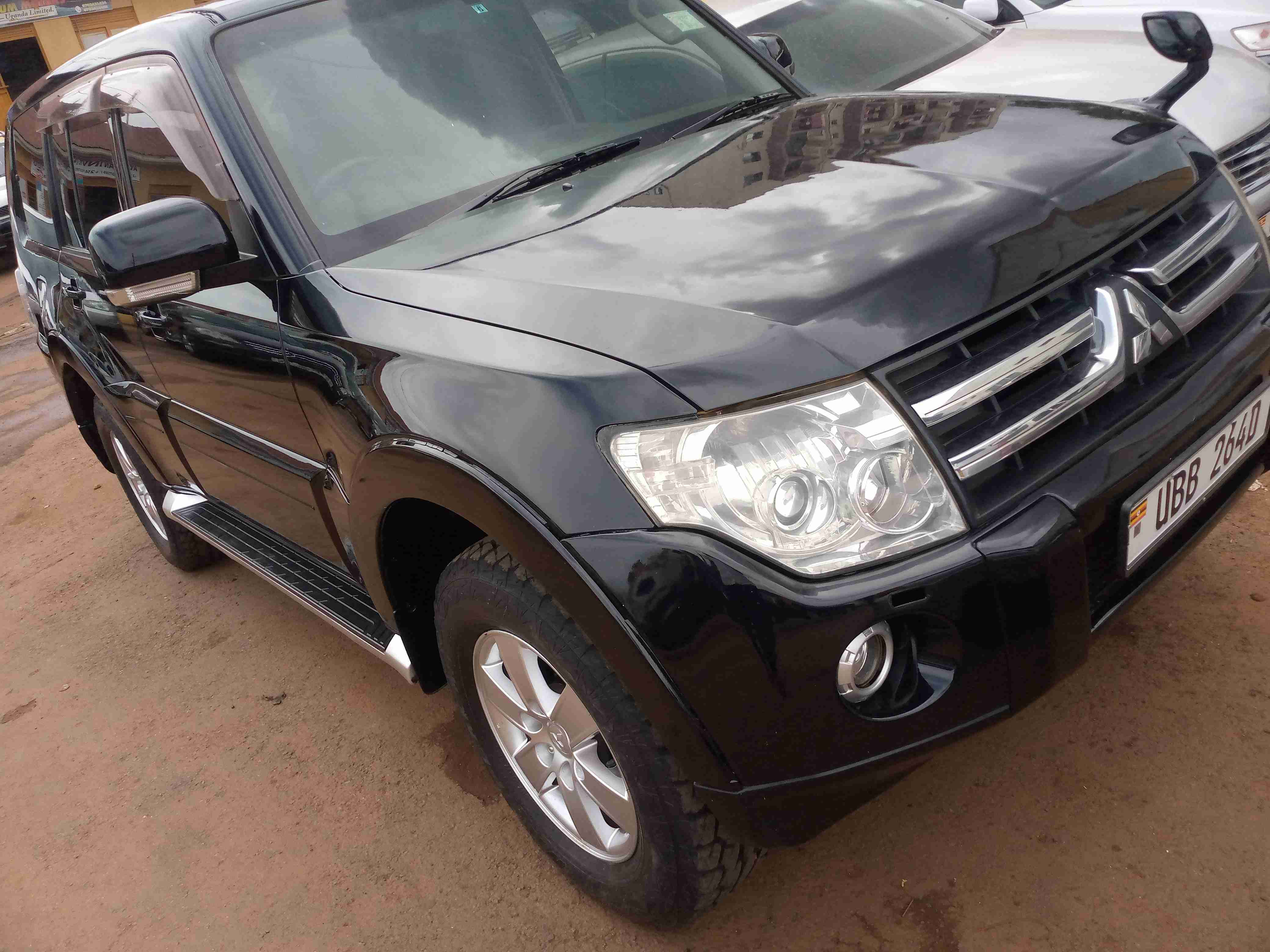 Mitsubishi Pajero Black 2008 for sale in Kampala - Yilick