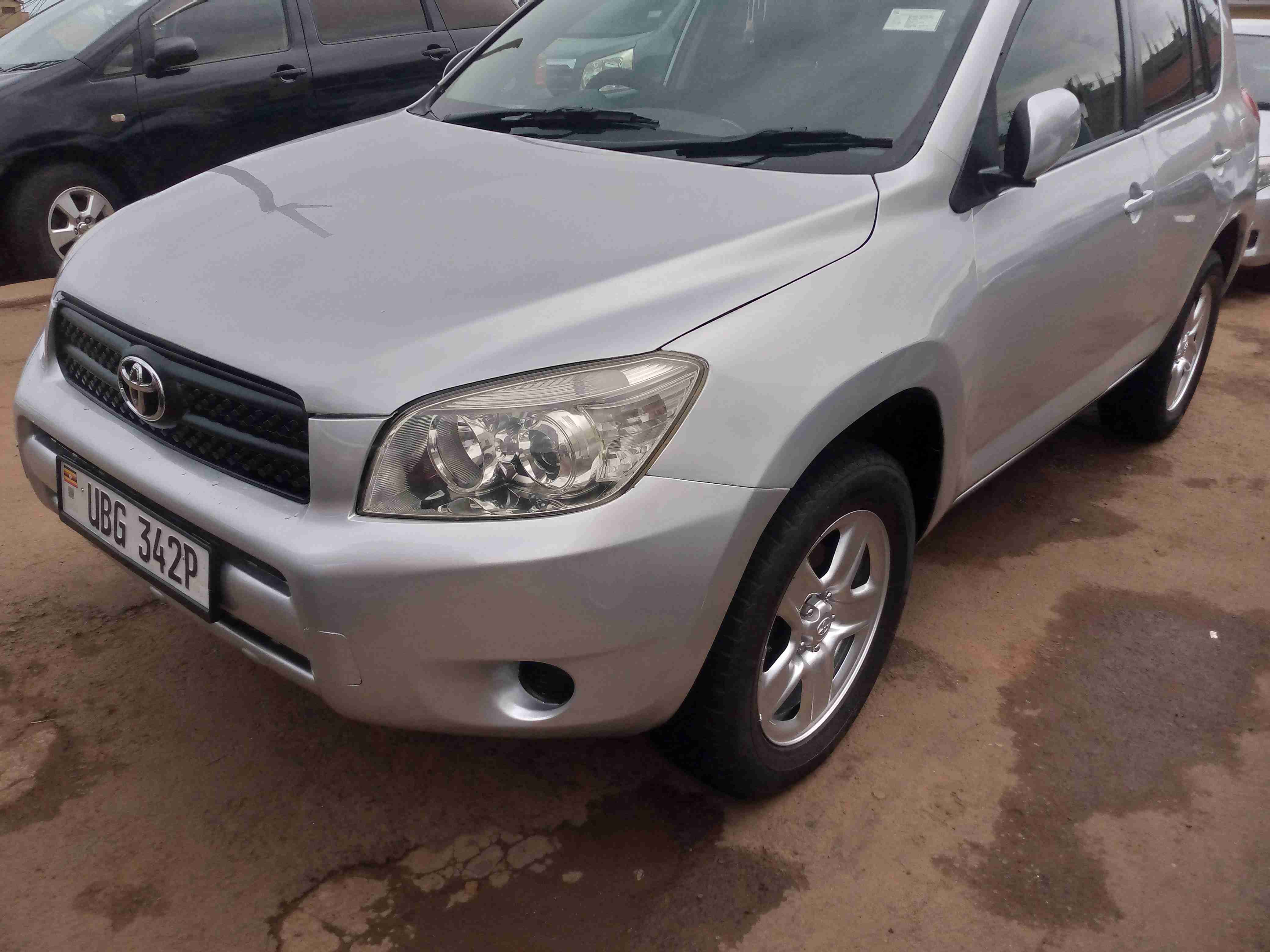 Toyota Rav4 2005 for sale in Kampala - Yilick